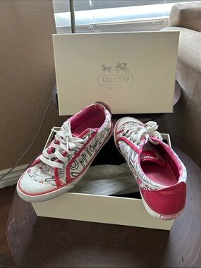 Coach White and Pink Graphic Low-Top Sneakers